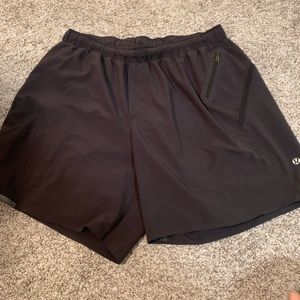 Men’s Lululemon Shorts size large